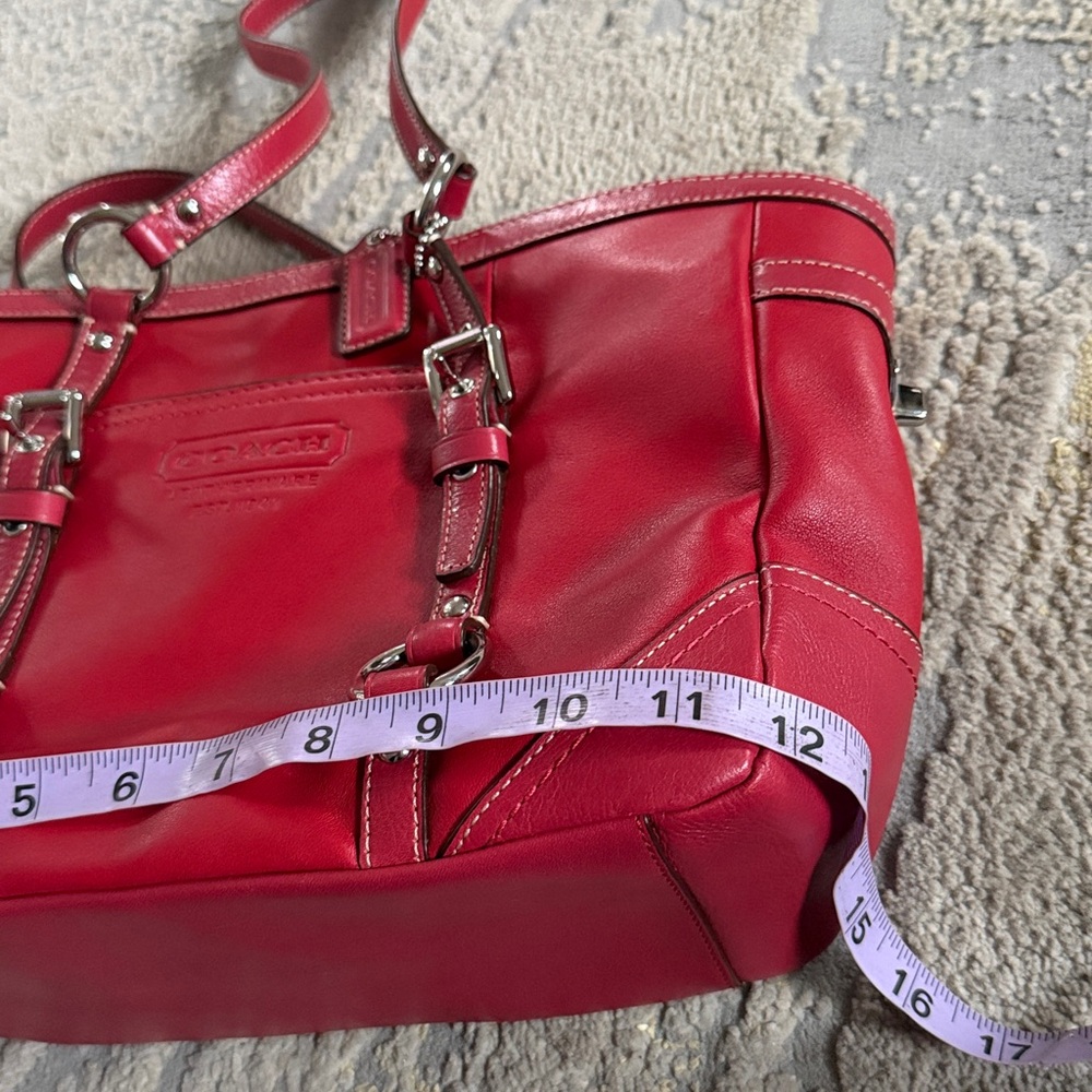 Coach Red Leather Tote 2010 East/West Gallery Medium 12343 Shoulder Bag SV EuC - Picture 11 of 13